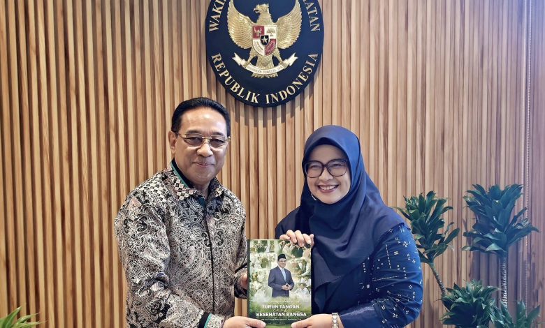 Pertemuan Dekan FK UMS dan Wakil Menteri Kesehatan RI, dr. Benjamin Paulus Octavianus, Sp.P di Jakarta untuk percepatan eliminasi kusta di Indonesia.