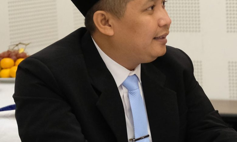 Potret Untung Supriyadi, M.Pd. selaku praktisi pendidikan kejuruan yang menggagas strategi arah baru pendidikan vokasi Muhammadiyah di era kecerdasan buatan.
