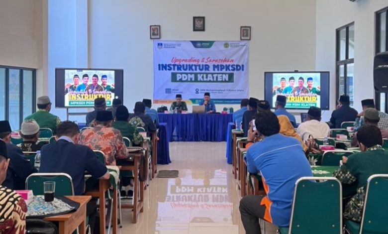 Peserta kegiatan Upgrading dan Sarasehan Instruktur MPKSDI PDM Klaten yang menerapkan sistem perkaderan 3T.