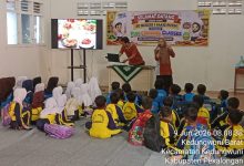 Suasana Fun Cooking Class SMK Muhammadiyah Kedungwuni bersama siswa SD Negeri 1 Pakisputih Pekalongan.