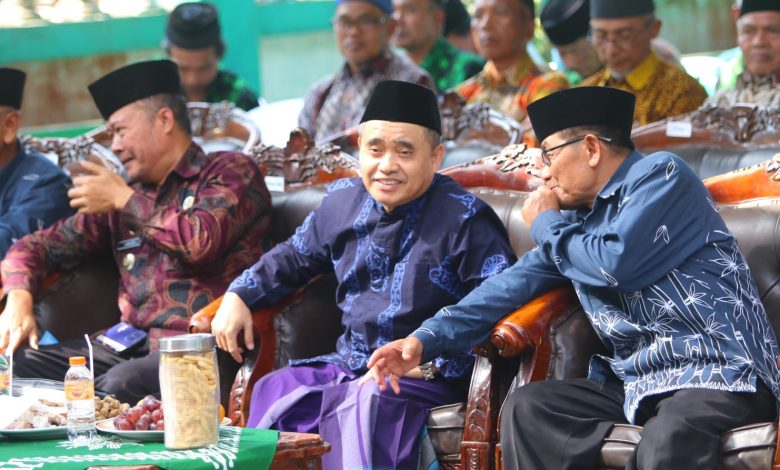 Ketua PWM Jateng KH Tafsir menghadiri Tabligh Akbar menyambut Tahun Baru Islam 1448 H di Temanggung.