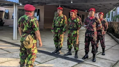 Satu regu Kokam Junior Jepara bersiaga mengamankan Wisuda Akbar Ponpes Nurul Ilmi Bucu.