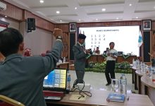 Sekretaris PDM Kota Magelang Salamun saat memberikan sambutan dan membuka workshop guru SMP Mutual Kota Magelang di Yogyakarta.