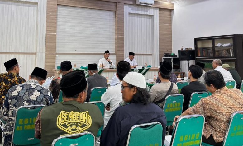 Panitia rapat koordinasi Safari Dakwah Kajian Tarjih bersama Muhammadiyah Temanggung untuk persiapan kedatangan Ustaz Nur Fajri Romadhon.