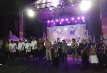 Menteri Dikdasmen Abdul Mu'ti bersama tokoh daerah membuka Jambore MCC LKSA Muhammadiyah dan Aisyiyah di Kebumen dengan simbolis memukul kentongan bambu.