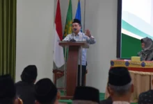 Ketua PWM Jawa Tengah Dr. KH. Tafsir, M.Ag. memberikan sambutan dalam FGD Sinergi PTMA dan Pesantren Muhammadiyah di Unimus Semarang.