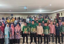 Foto bersama pengurus MPKSDI PCM Pekajangan dan peserta Sekolah Kader Muhammadiyah Pekalongan di Kampus 2 UMPP.