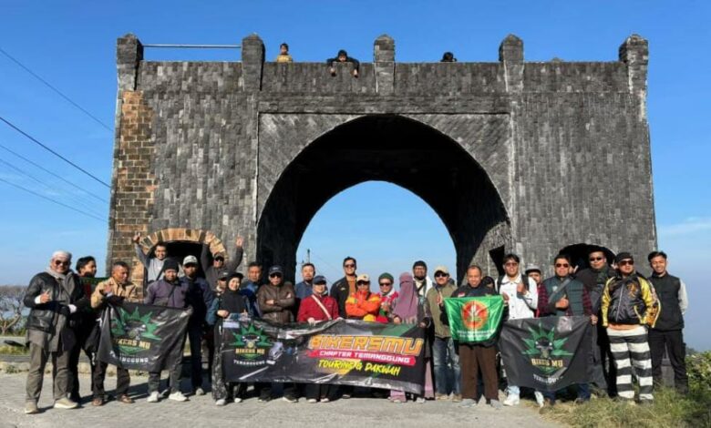 Touring Perdana dan Deklarasi BikersMu Chapter Temanggung di Negeri Khayangan Magelang
