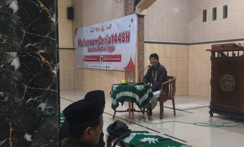 Wakil Ketua Lazismu Jateng mengisi kajian Muharram Lazismu di Purbalingga untuk mengajak jemaah evaluasi diri