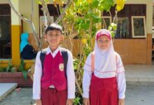 Dua siswa berprestasi SD Muhammadiyah Kriyan Jepara, Armagan Putra Agdis dan Amrita Hasna Setiawan, bersiap mengikuti OSN Provinsi 2026.