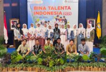 Foto kelompok peserta Bina Talenta Indonesia 2026, termasuk tiga siswa berprestasi dari SMA At-Tajdid Muhammadiyah Blora.
