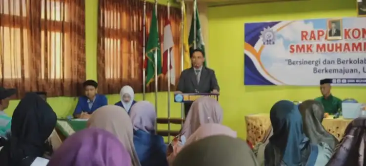 kemitraan sekolah dan orang tua dalam rapat komite smk muhammadiyah 2 boja