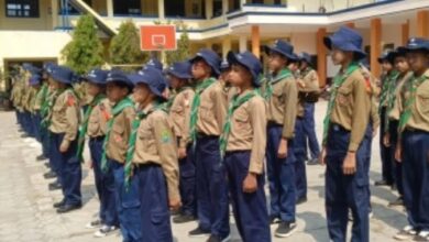 Siswa SMP Muhammadiyah 5 Kandangan berbaris rapi mengenakan seragam kepanduan Hizbul Wathan saat perkemahan Perjumsa 2026