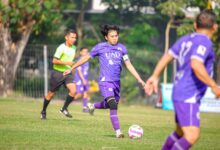 Pemain UAD nomor punggung 10 membawa bola dalam laga perebutan juara 3 UMY Cup 2026 lawan Bank BSI.