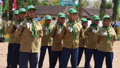 Siswi SD Muhammadiyah Palur bersiap dalam barisan lomba PBB diajang Ceria Pandu Athfal HW Sukoharjo