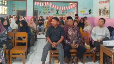 Wali murid dan tamu undangan menghadiri acara Awalussanah dan Parenting di MIM Bandung Boyolali.