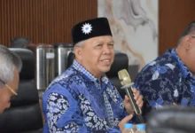 Wakil Ketua Bidang 4 LPEK PP Muhammadiyah, Taufik Ridwan, berbicara memaparkan konsep Wisata Religi Muhammadiyah dalam rapat audiensi bersama PWM Jawa Tengah.