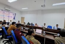 Suasana Focus Group Discussion (FGD) penguatan profil guru PAI dan kurikulum adaptif yang digelar oleh FAI UMS.