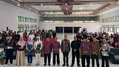 Foto bersama jajaran pimpinan kampus, narasumber, dan peserta Workshop Bina Talenta dalam upaya mempercepat hilirisasi riset UMPWR guna mendorong inovasi daerah Purworejo.