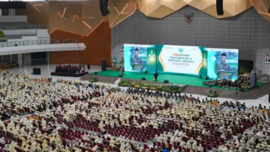 Ribuan kader perempuan muda Islam memadati Edutorium UMS Surakarta saat menghadiri pembukaan Muktamar Nasyiatul Aisyiyah ke-15.