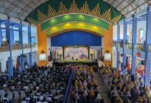 Suasana puncak acara Awarding CRM Muhammadiyah 2026 dan Pengajian Akbar PDM Jepara di Gedung Dakwah Umar Hasyim.