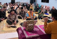 Narasumber menyampaikan materi MKCH Muhammadiyah dalam Kajian Ideopolitor ke-11 PCM Kebakkramat