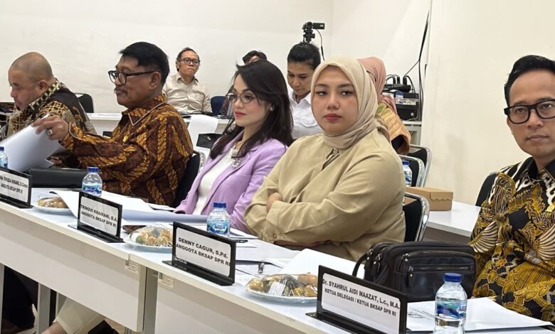 Delegasi BKSAP DPR RI termasuk Denny Cagur menghadiri kunjungan kerja di BIM University Kampus AI Bali.