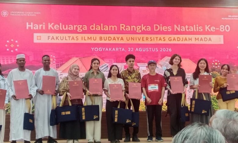 Mahasiswa Sudan UMP Juara Lomba Pantun FIBBI UGM 2026