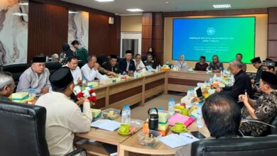 Delegasi PDM Wonosobo saat mempresentasikan strategi pengembangan AUM di hadapan PWM Jawa Tengah di UNIMUS Semarang.