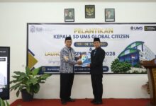 Prosiding pelantikan Nasrul Harahab sebagai Kepala SD UMS Global Citizen periode 2026-2030 di Kartasura.