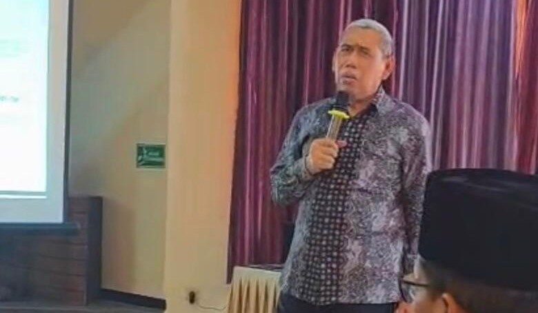 Pemanfaatan AI dalam pembelajaran oleh Prof Budi Murtiyasa UMS pada Raker Dikdasmen PDM Sukoharjo