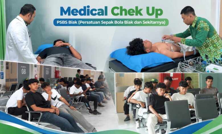 Pemain PSBS Biak menjalani Medical Check Up dan pemeriksaan rekam jantung di RS UMS A.R. Fachrudin Surakarta