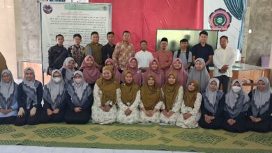 Foto bersama jimpinan dan guru unit pendidikan AUM saat menghadiri Kajian Bulanan AUM di Aula Masjid PonpesMu Manafiul Ulum Sambi.