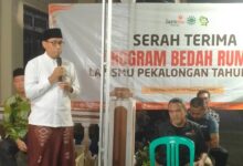 Sambutan PDM Kabupaten Pekalongan dalam acara bedah rumah Lazismu Pekalongan di Paesan Tengah Kedungwuni