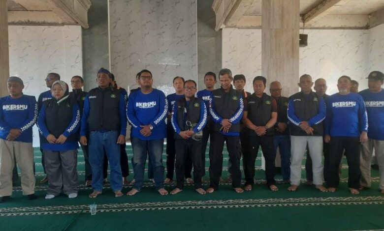 Prosesi pengukuhan dan pelantikan pengurus BikersMu Kulon Progo periode 2026-2031 di dalam Masjid Baitul Muttaqin Silancur Highlands.