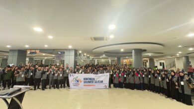 Foto bersama Kontingen Santri Muhammadiyah Sulsel di Pelabuhan Soekarno-Hatta Makassar sebelum berangkat menuju KSMN II 2026 di Malang.