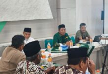 Sekretaris PWM Jawa Tengah Dodok Sartono dan Manajer Eksekutif Ikhwanushoffa saat turba di PDM Temanggung