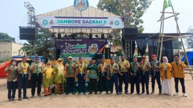 Jajaran pengurus dan pimpinan Kwarda Hizbul Wathan Pemalang foto bersama dalam pembukaan Jambore Daerah X jelang Mahrojan HW Jateng 2026.