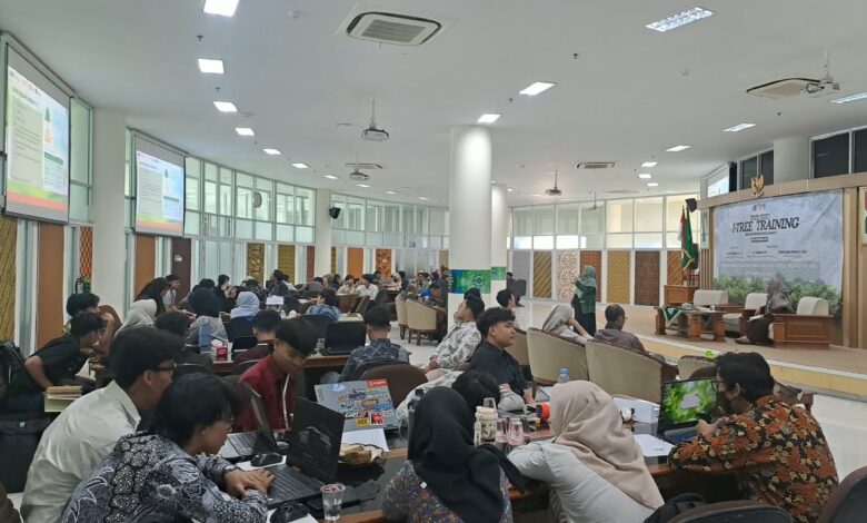 Suasana pelatihan i-Tree oleh Prodi Arsitektur UMS di Ruang Seminar Gedung Induk Siti Walidah