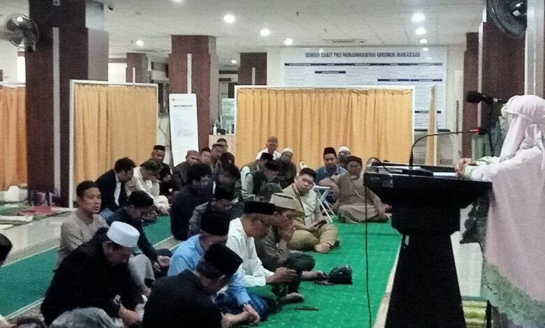 Suasana tausiah Gerakan Shalat Subuh PRM Samata tentang pentingnya 1000 Hari Pertama Kehidupan di Musala RS PKU Unismuh Samata.