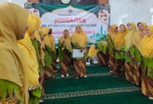 Pengukuhan pimpinan PCA Bae 1 dan PCA Bae 2 dalam acara silaturahmi Aisyiyah Kudus.