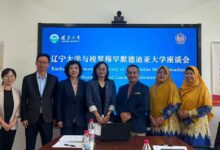 Delegasi UMS dan Liaoning University berfoto bersama saat penjajakan kerja sama akademik internasional.