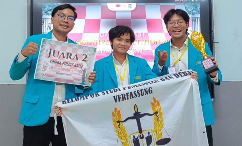 Delegasi Mahasiswa FHIP UMS Raih Juara 2 Lomba Policy Brief Legislative Competition 2026