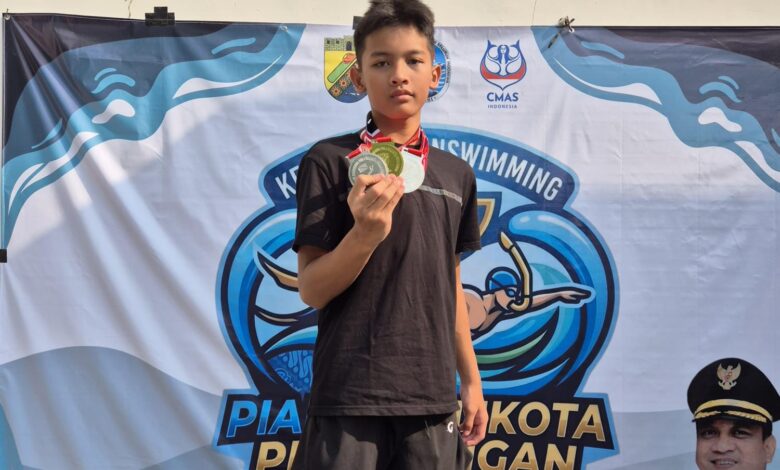 Garis Lintang Katulistiwa siswa SMP Mutual Kota Magelang memegang tiga medali Kejurprov Piala Wali Kota Pekalongan 2026