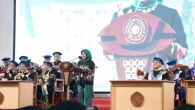 Kepala LLDIKTI VI Prof Aisyah Endah Palupi memberikan sambutan pada Wisuda ke-79 UMP