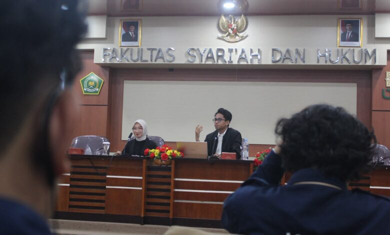 Dosen FHIP UMS Muhammad RM Fayasy Failaq memaparkan gagasan pembaruan sistem pemilu Indonesia dalam Seminar Konstitusi di UIN Sunan Kalijaga.