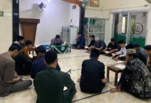 Suasana pembinaan dan dauroh Sanad Qiraat Al Quran oleh Dosen IQT UMS bersama santri Pondok Pesantren Al-Firdaus Kartasura.