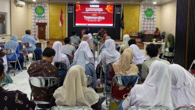 Suasana Lokakarya Menulis Konten Media Sosial dan Pengumuman Pemenang Lomba Cipta Puisi dan Cerpen di UMPWR.