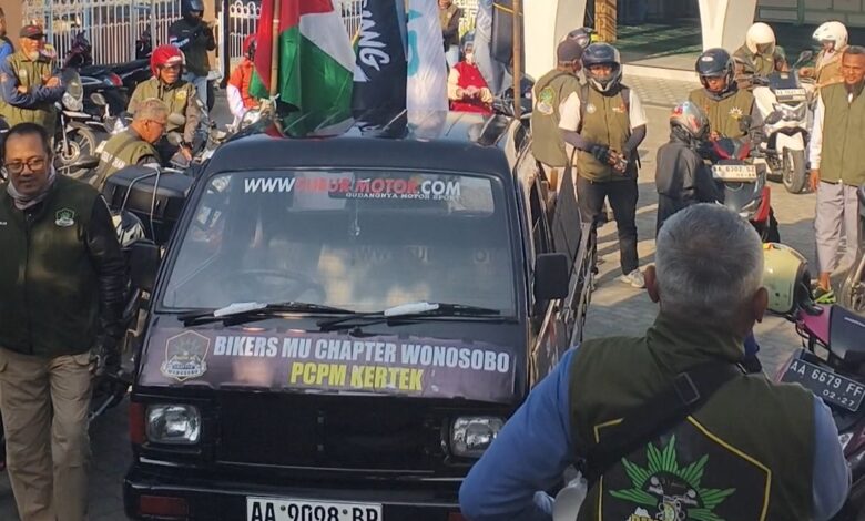 Rombongan BikersMu Chapter Wonosobo bersiap menyalurkan bantuan air bersih Wonosobo di Wadaslintang.