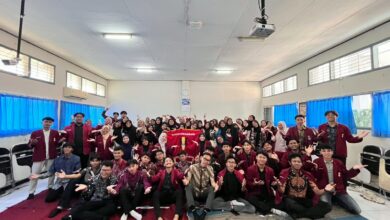 Foto bersama kader dan pengurus PK IMM Buya Hamka FAI UMP saat kegiatan Temu Kader di Purwokerto.